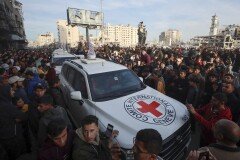 A Red Cross convoy arrives to pick up Israeli hostages released after the ceasefire between Israel and Hamas took effect in Gaza City, January 19, 2025. (AP Photo/Abed Hajjar, File)