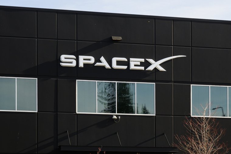 SpaceX premises (Photo: /Adobe Stock)