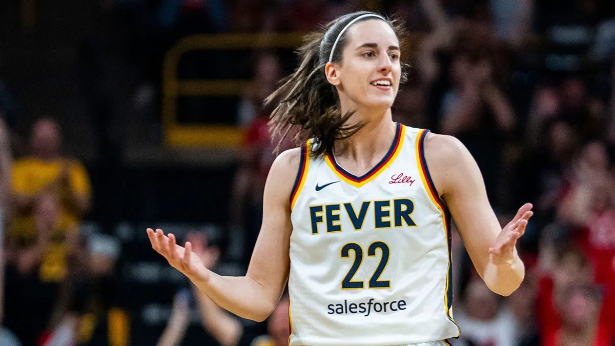 Stephanie White gives an update on Kaitlyn Clark's status ahead of Fever-Sparks, but her next move raises questions 13 Caitlin Clarke reacts in court