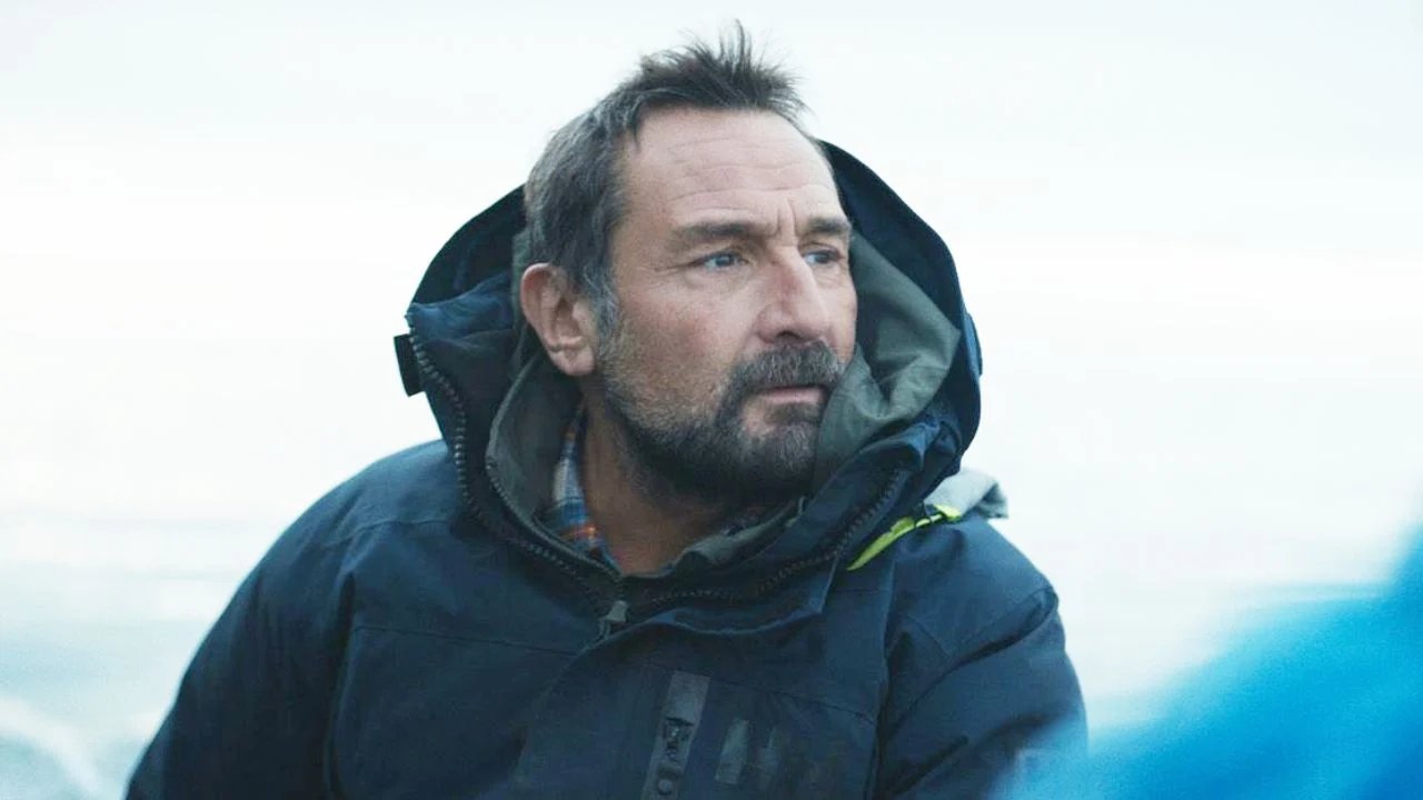 Suddenly alone on France 2 why did Gilles Lellouche and