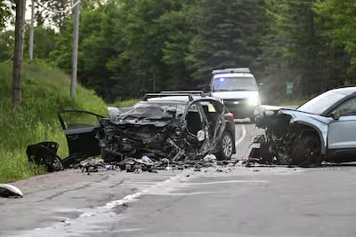 The beginning of a disastrous construction holiday: 3 people died in a car accident in the Laurentians 15 Four people were injured in a head-on collision in the municipality of Lantiers, Laurentians, July 17, 2026.