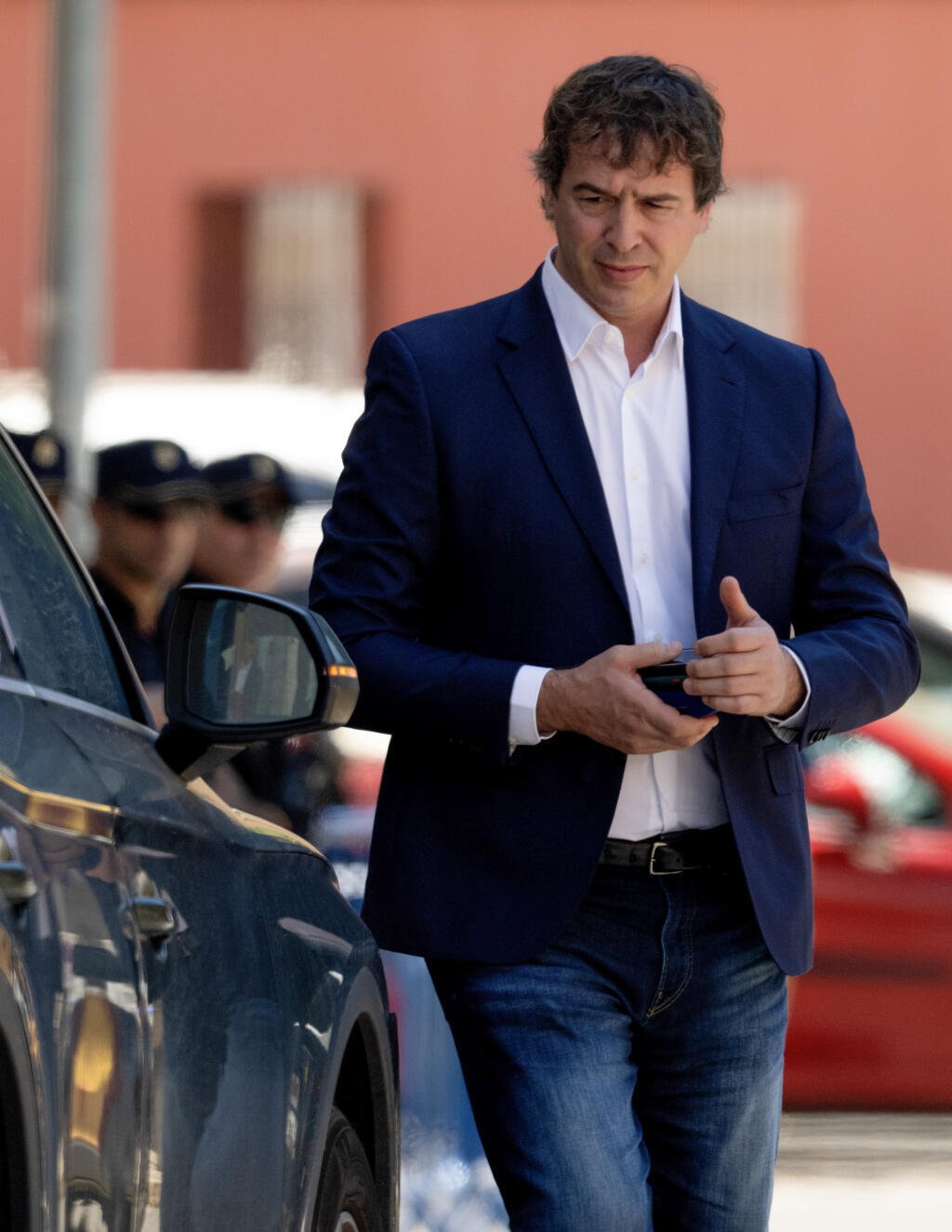 The court deprived the brother of the president of the Spanish government of the right to hold public office 12 David Sanchez, brother of President Pedro Sanchez, leaves the provincial court of Badajoz on May 28, 2026 in this city in southwestern Spain.