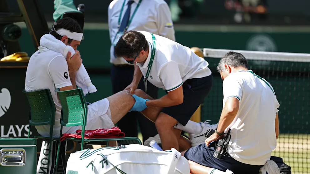 Wimbledon: Alexander Zverev is a fearsome opponent and reaches the semi-finals | sport 12 Taylor Fritz (28) had to have his right knee treated in the second set.