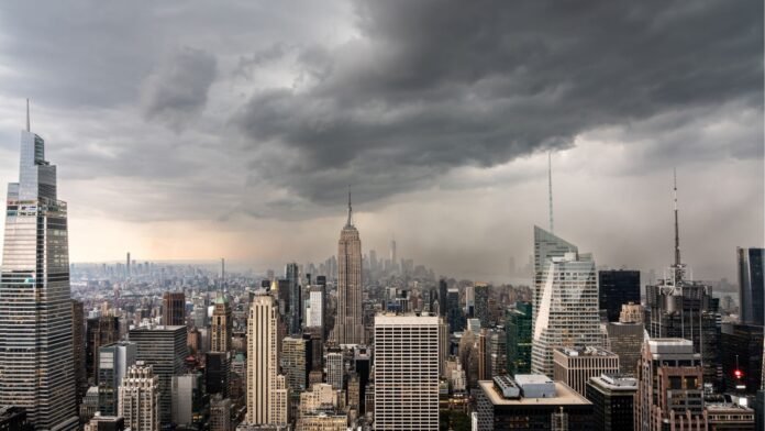 Flood Watch issued for NYC as heavy rain set to move in overnight