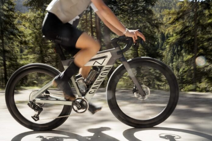 New Canyon Grail fits 57mm tyres with aerodynamics to match, as pro and amateur needs coincide