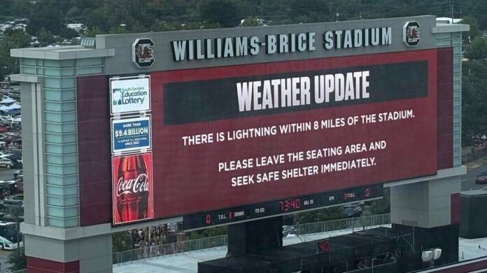 A weather update on the jumbotron of Williams-Brice Stadium before South Carolina football plays Mississippi State on Sept. 19, 2026.