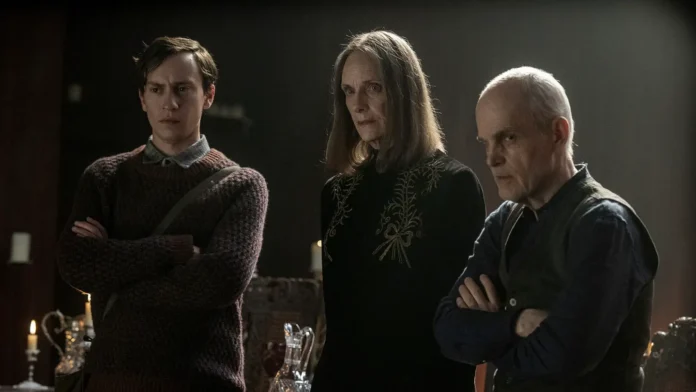 The Croat, Pierce, and The Dama in The Walking Dead: Dead City Season 2