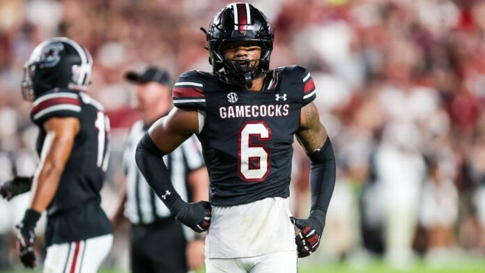 South Carolina, SEC jointly suspend Dylan Stewart for 1 game